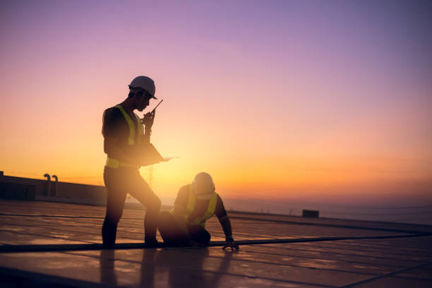 Best Flat Roof Repair Services  in Saukville, WI